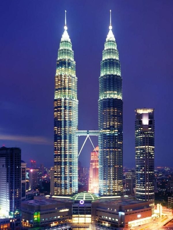 Malaysia — Petronas Twin Towers, Kuala Lumpur
